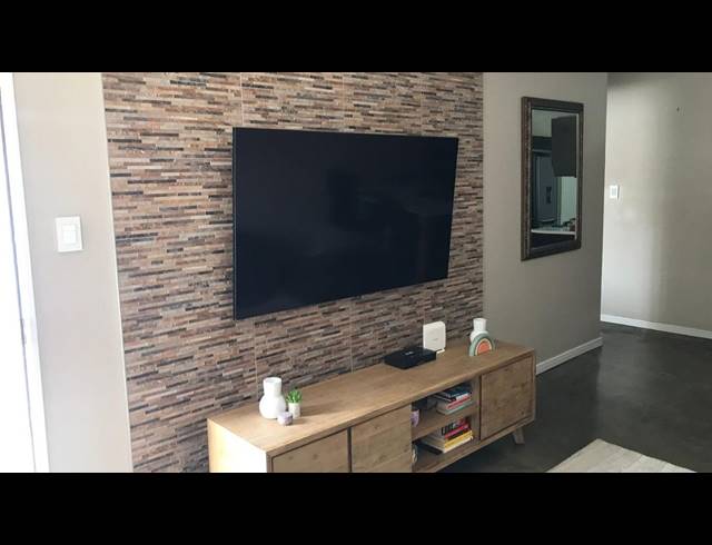 2 BEDROOM APARTMENT FOR SALE IN GLENEAGLES